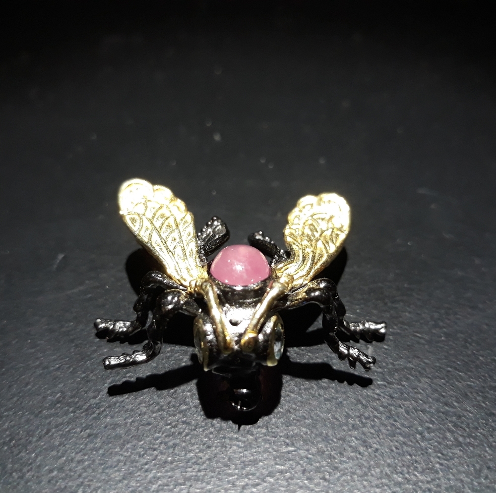 Sterling Silver Gemstone BEE Brooch: F10